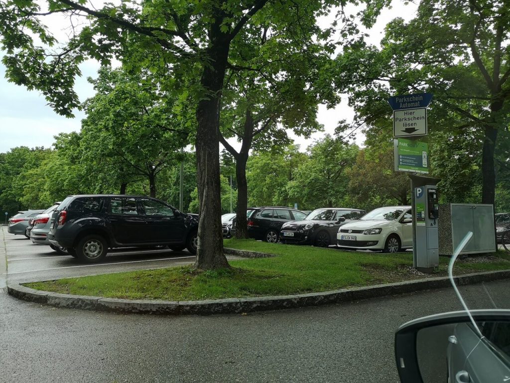 Studentenstadtの駐車場